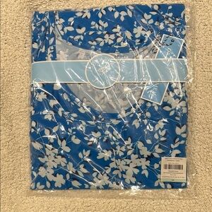 Brand New! Draper James Blue and White Floral ruffle nightie S/M